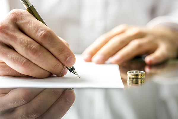 questions to ask an Illinois divorce lawyer